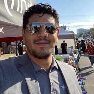 Meet your Posher, Jc